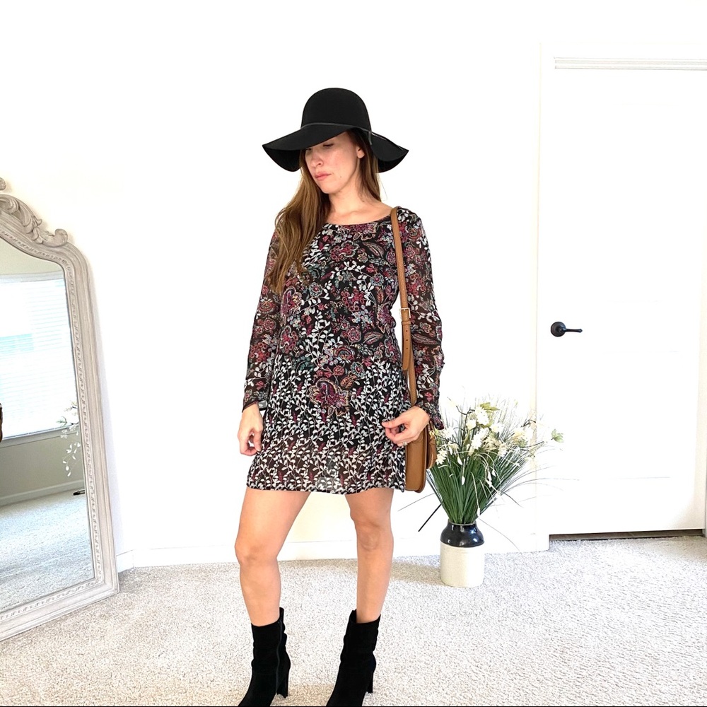 Speechless Black Floral Dress